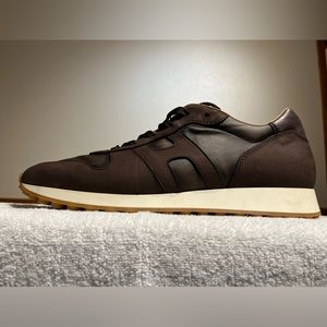 Hogan sneakers, 10.5, cocoa, excellent condition